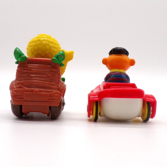 Sesame Street Big Bird Nest Car Ernie Boat Racer Hasbro 2012 Stocking Stuffer - Picture 4 of 9